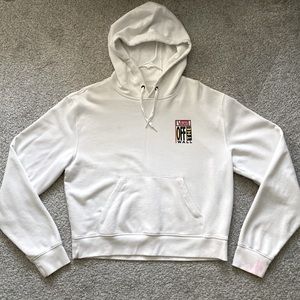 vans off the wall white hoodie